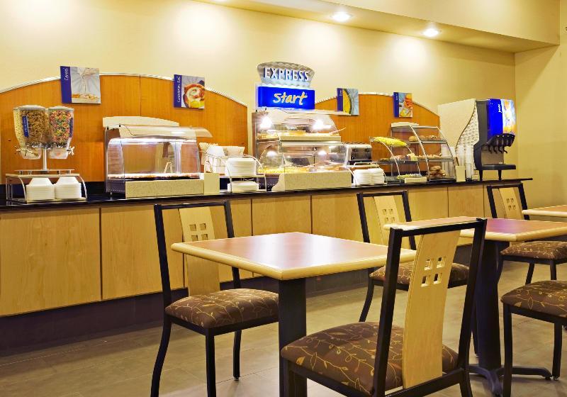 Holiday Inn Express Hotel And Suites Borger By Ihg Exterior foto